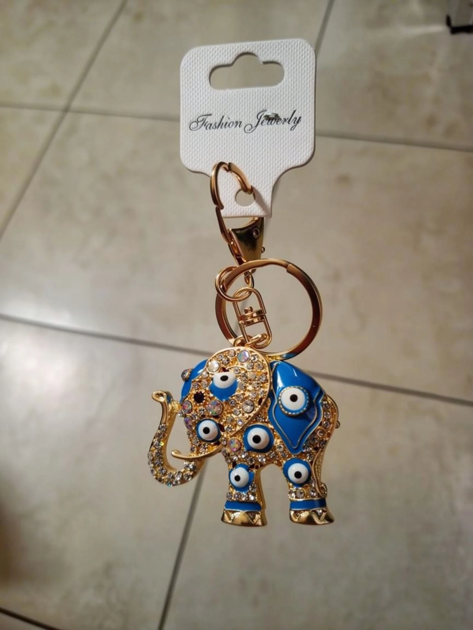 Joli porteclefs fashion jewelry 4 euros la piece 